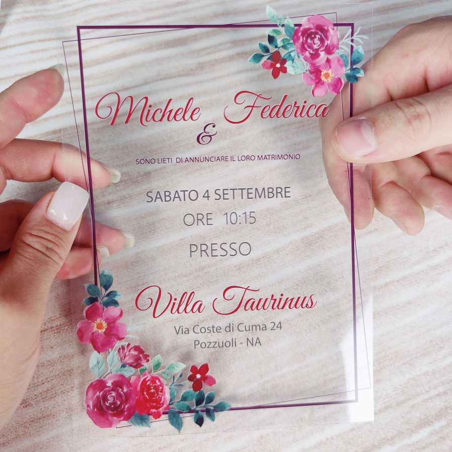 Partecipazione matrimonio fiori rossi watercolor e riquadri bordeaux in pvc riciclato Sposi